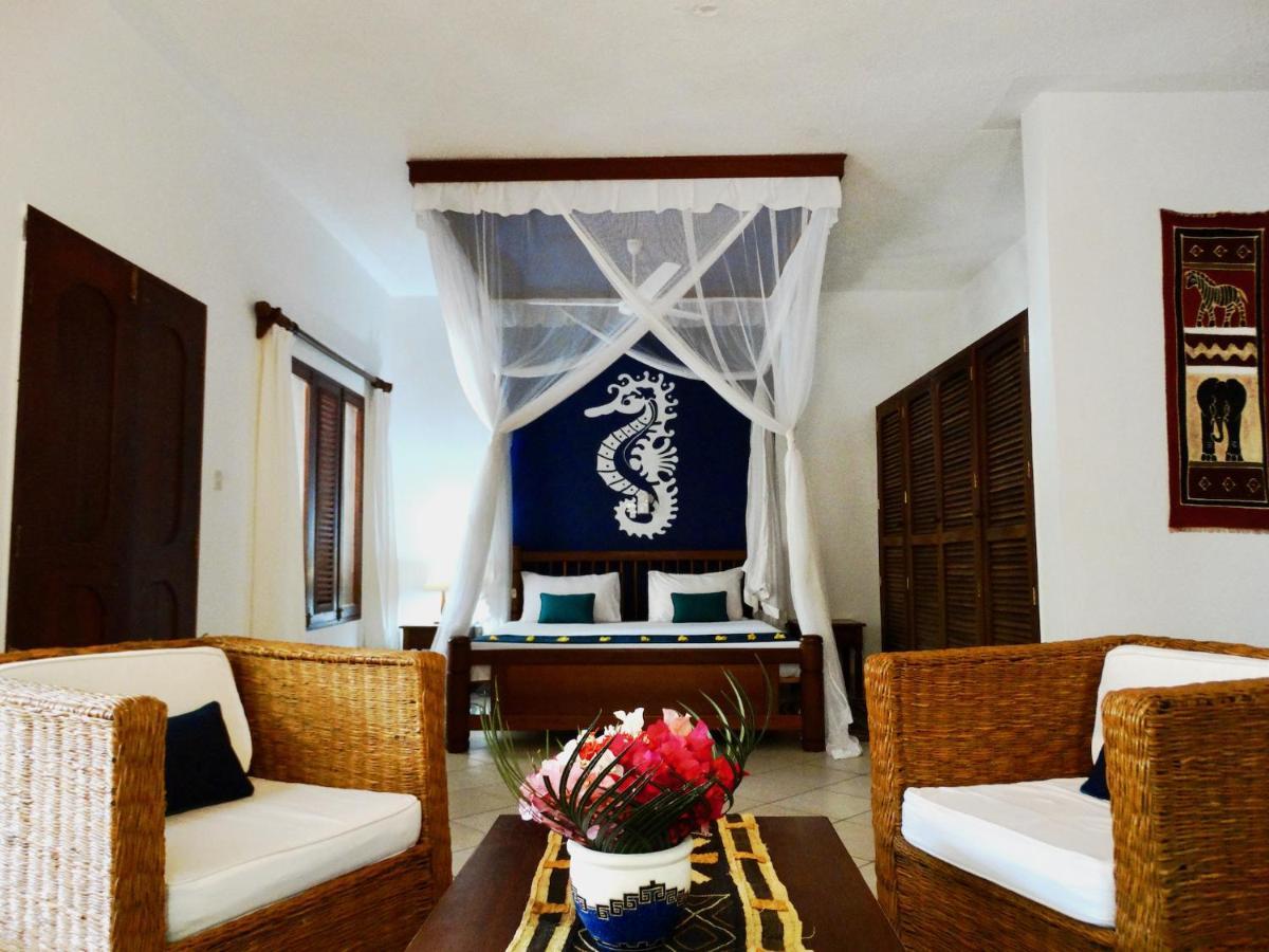 Diani Cottages Praia de Diani Exterior foto
