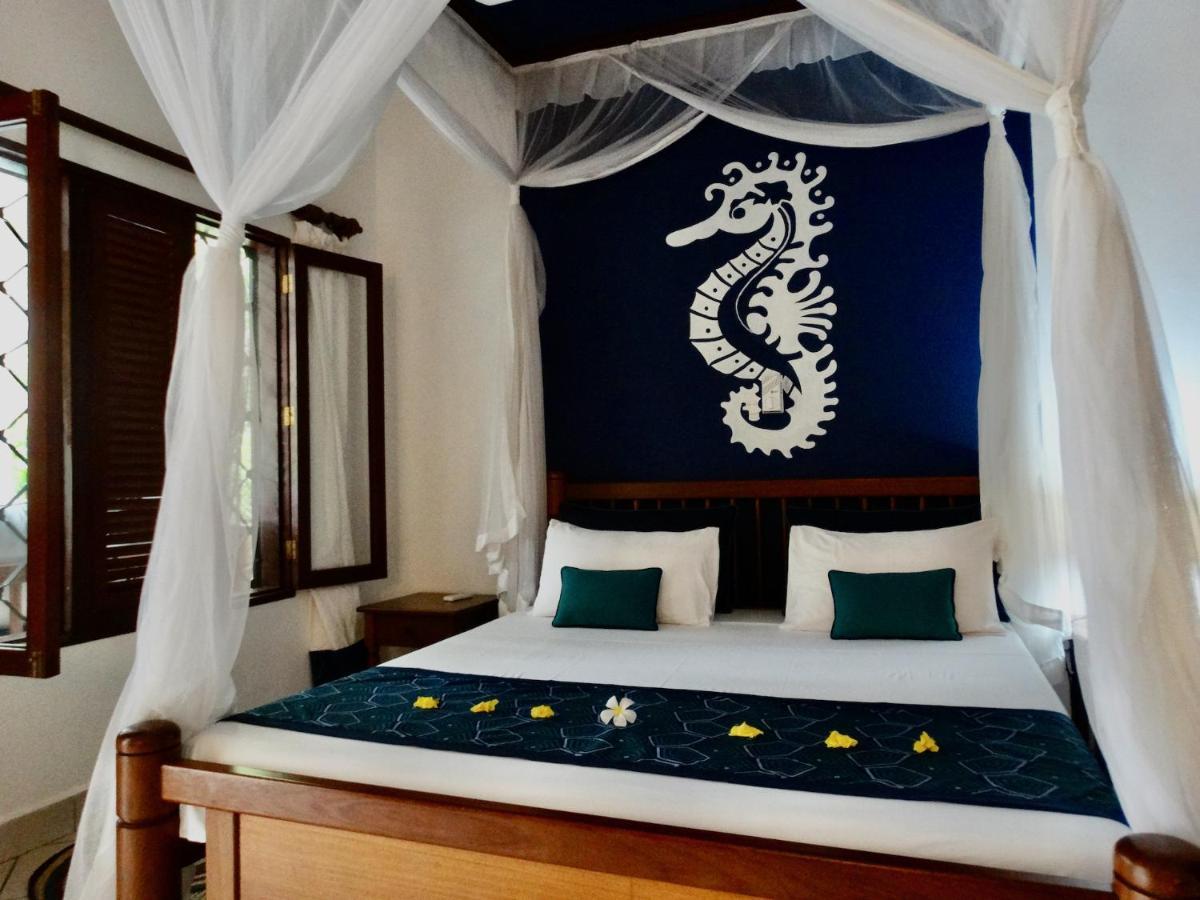 Diani Cottages Praia de Diani Exterior foto
