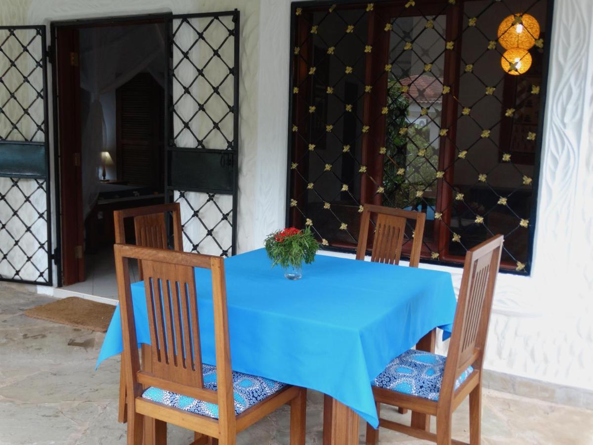 Diani Cottages Praia de Diani Exterior foto